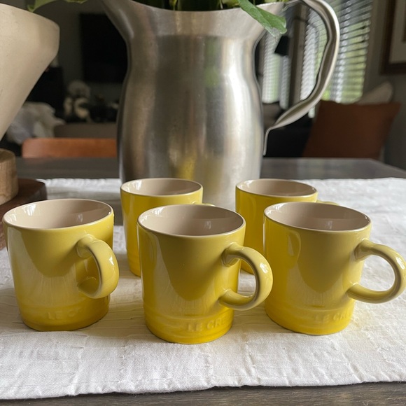 Le Creuset Kitchen Nwt Le Creuset Cappuccino Cups Set Of 5 Poshmark